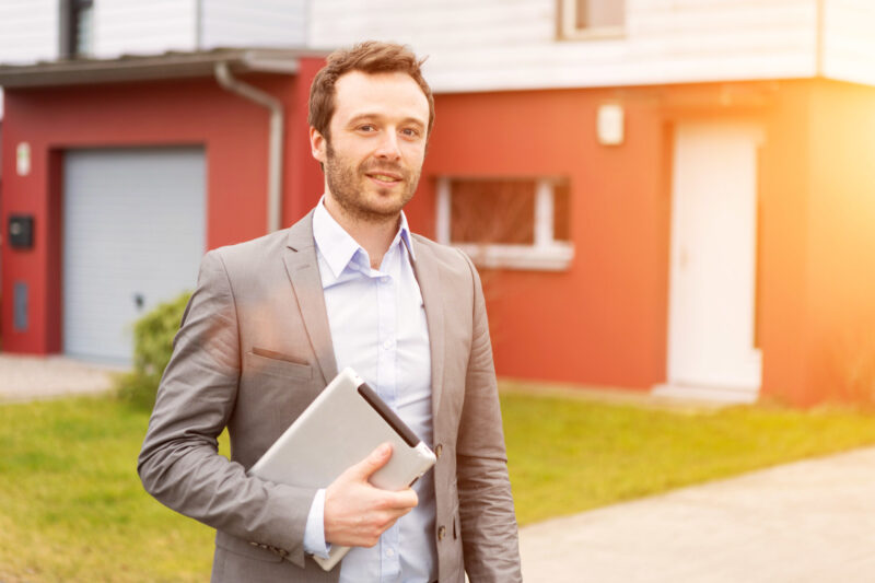 Did you know that not all real estate agents are created equal these days? Here's how simple it actually is to choose the best real estate company in your area.