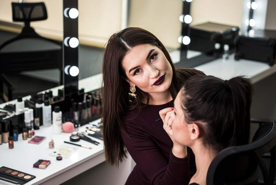 Tips for Managing and Growing Your Beauty Salon